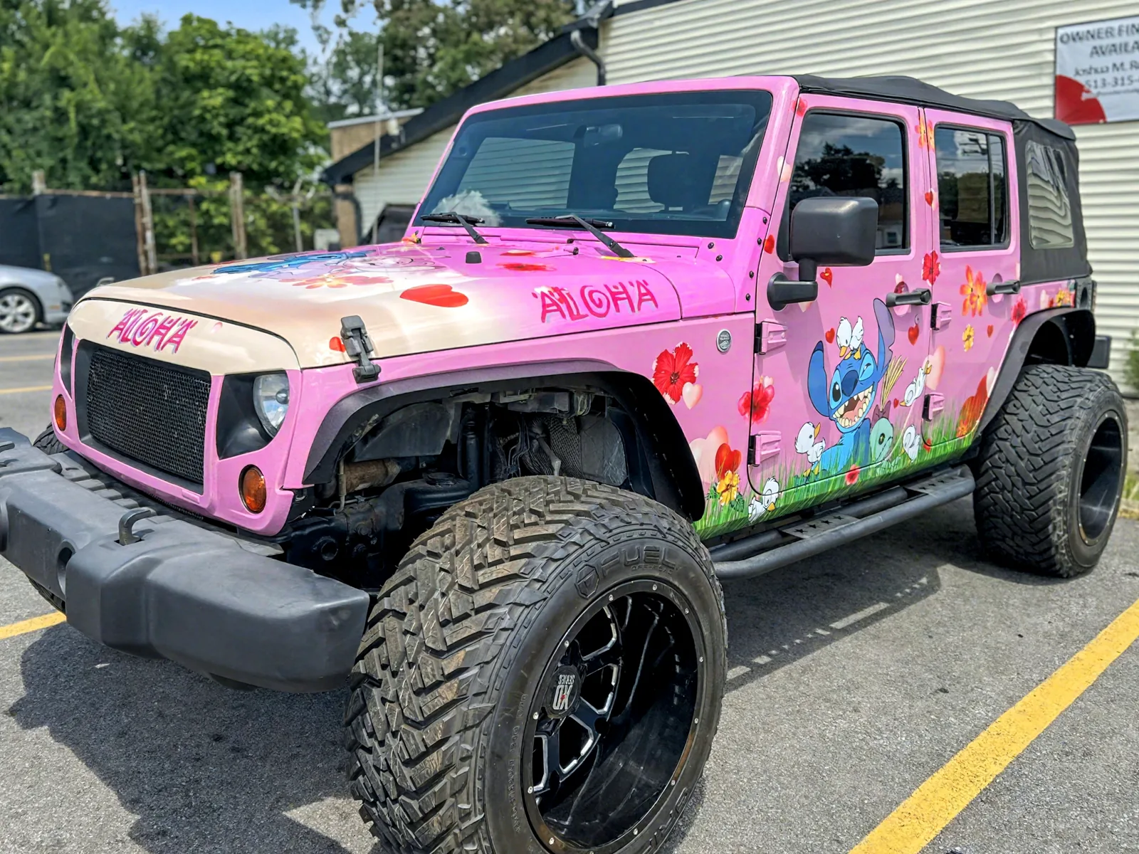 Jeep Wrangler — Pink Wrap & Custom Decals