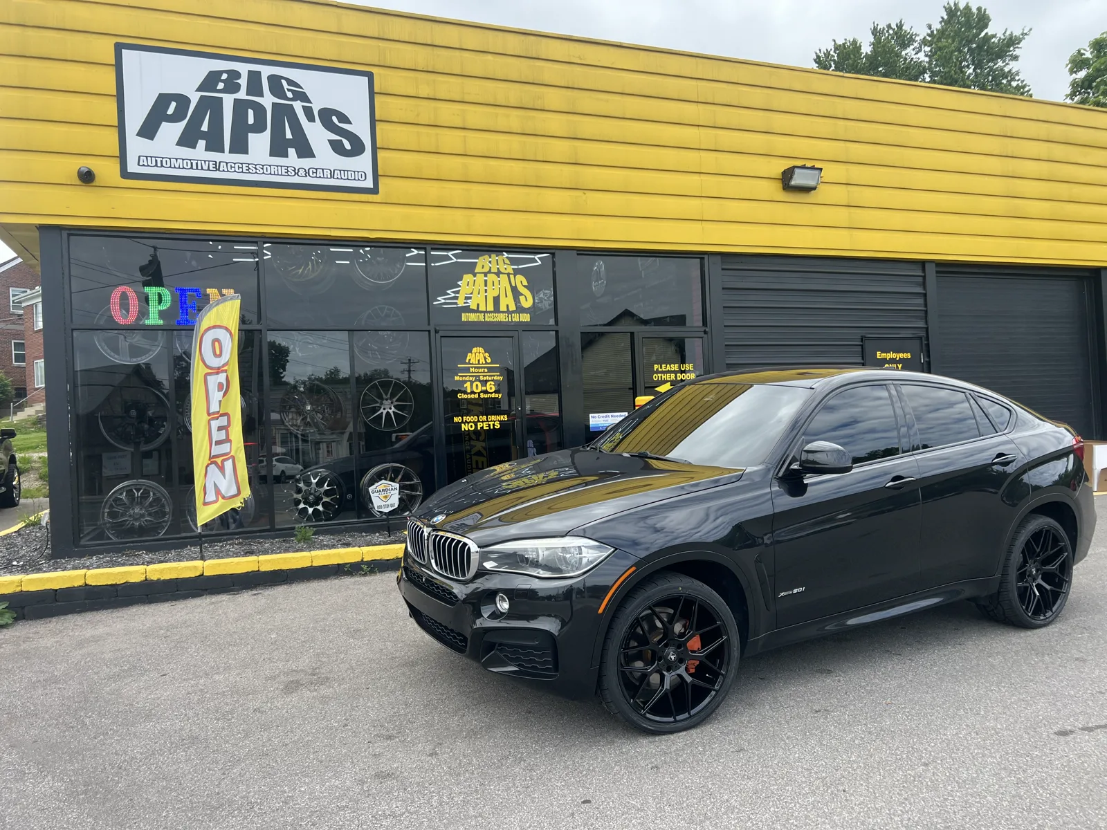 BMW SUV — Custom Wheels