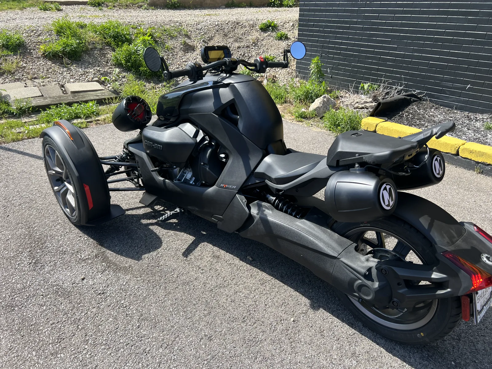 Three-Wheel Motorcycle — Custom Build